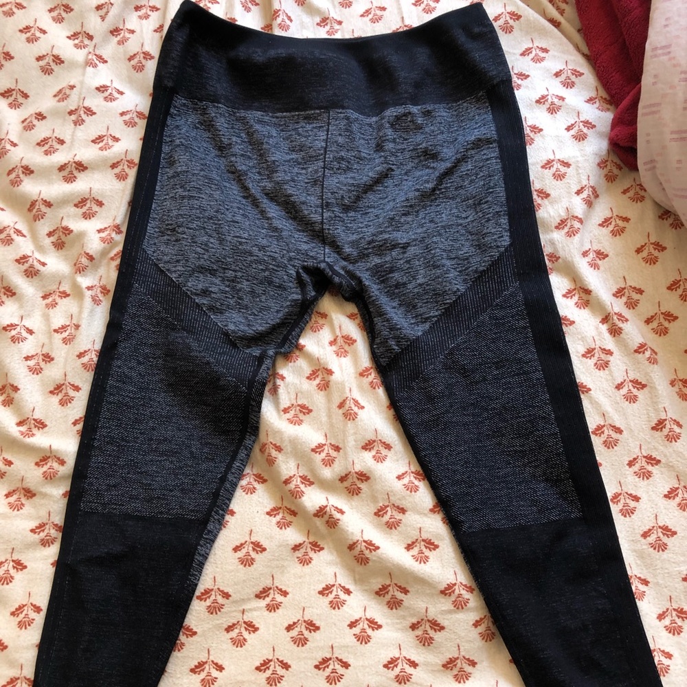 Fabletics leggings.